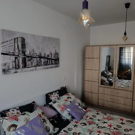 Mira *
